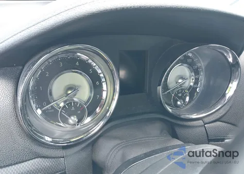 2014 Chrysler 300 S z USA, uszkodzony, nr VIN 2C3CCABG7EH264604